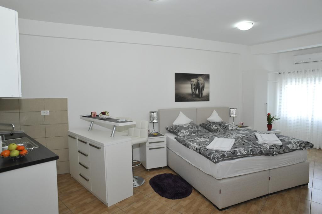 Apartment Jovana Niksic Room photo